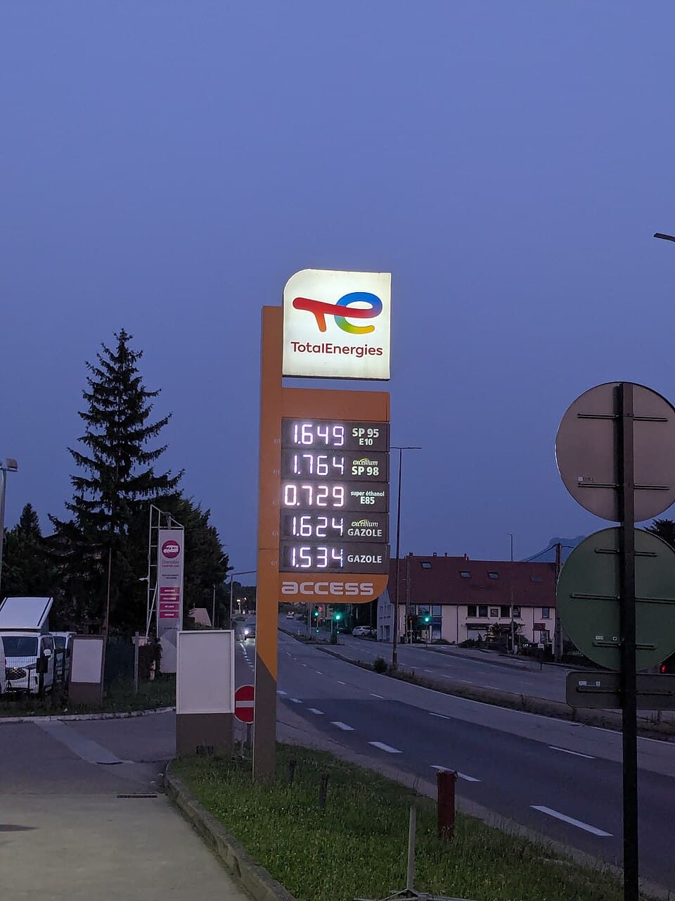 Prix du carburant à Marseille : 2,27 euros le diesel, du jamais vu depuis 40 ans